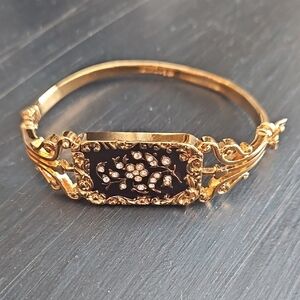 Elegant AVON Gold and Black Bracelet